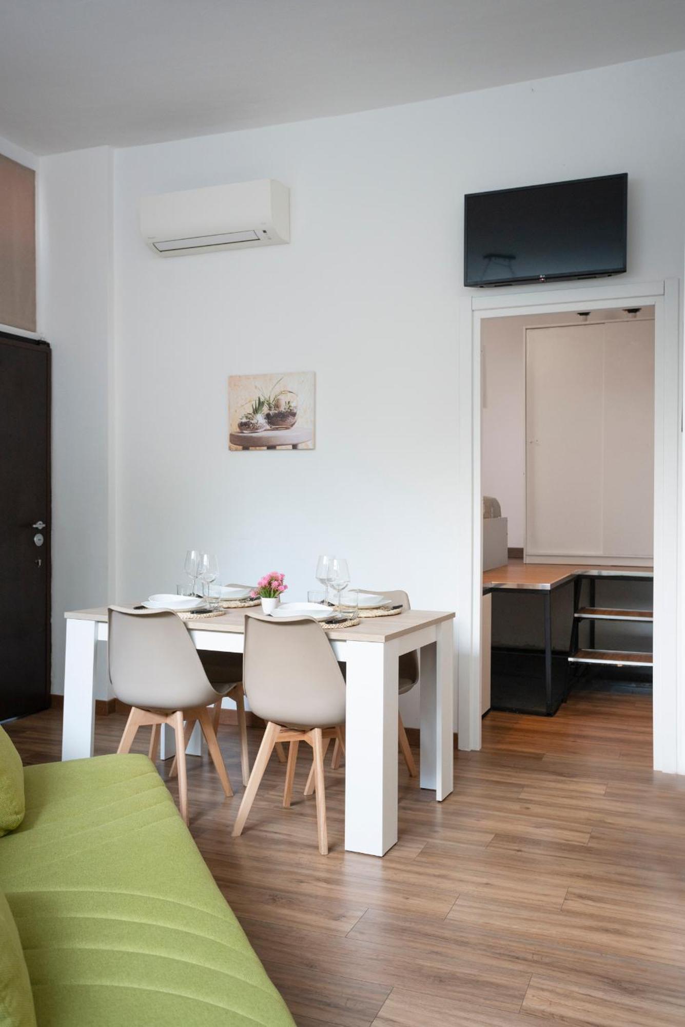 Elegant Sweet Home Suite - Milan, 15 Minute Duomo Eksteriør bilde